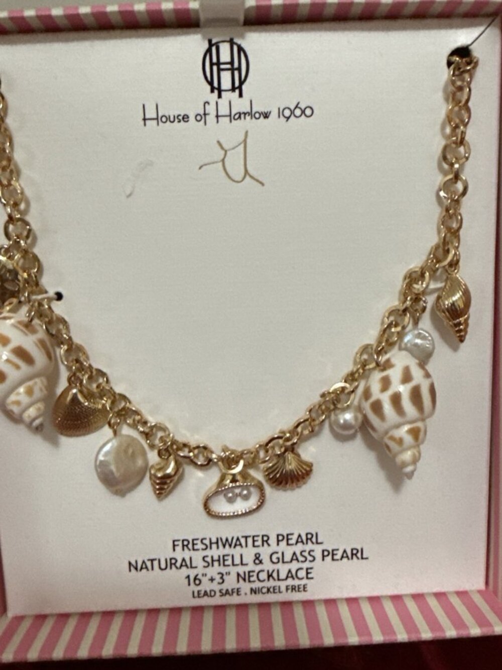 Viral House of Harlow 1960 16” Seashell Gold Beach Charm Necklace NWT Real pearl